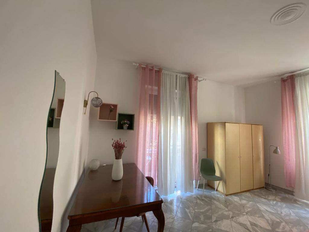 Superior Next Colosseo A/c Wo Fi 3 Bedrooms Apartamento Roma